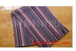 桐廬昌利針織廠 專業(yè)供應(yīng)各類圍巾，為您打造溫暖與時(shí)尚